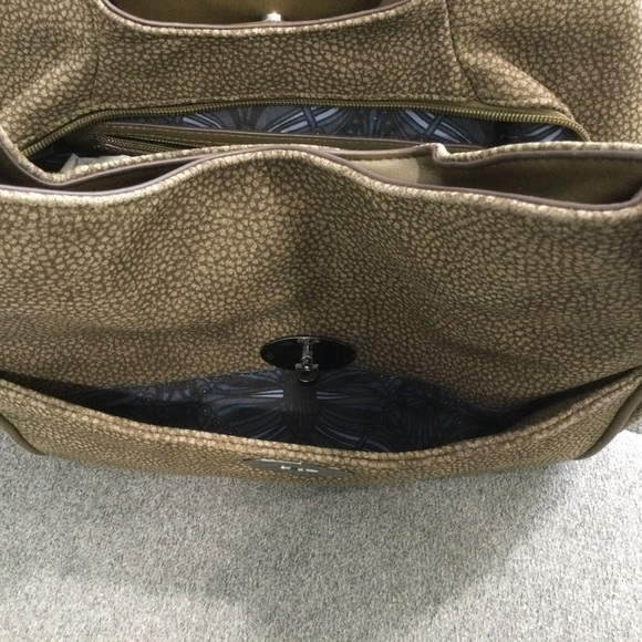 Sondra Roberts Squared Hobo Bag - Picture 5 of 11